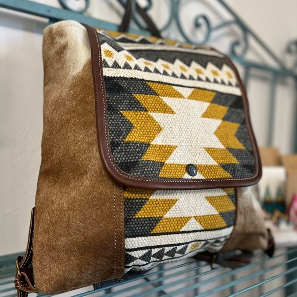 🔥💜 New Myra Bag leather cowhide Backpack Canvas rug boho western tribal School - Picture 6 of 14